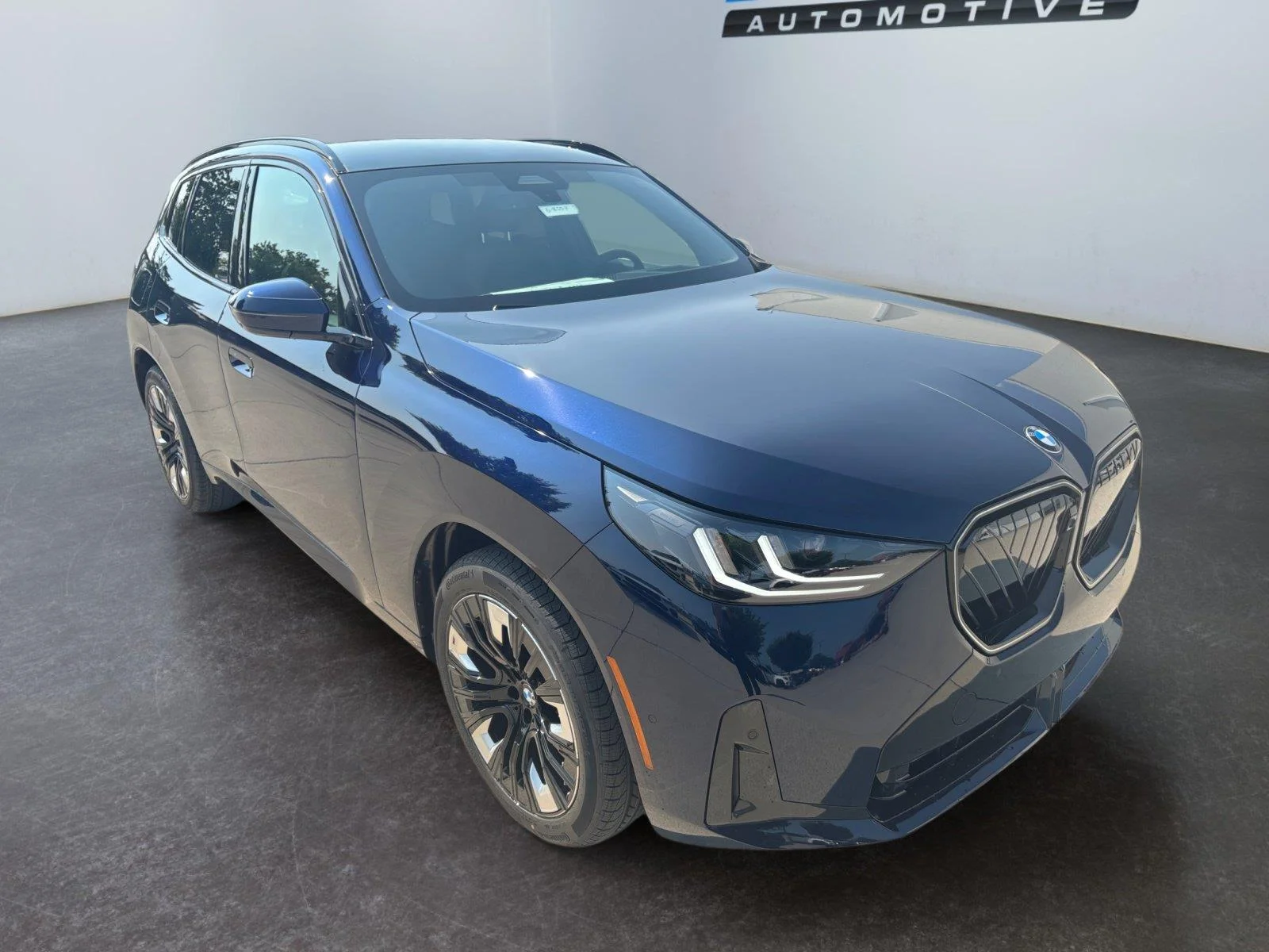 New 2026 Tanzanite Blue II Metallic BMW 30 xDrive image 11