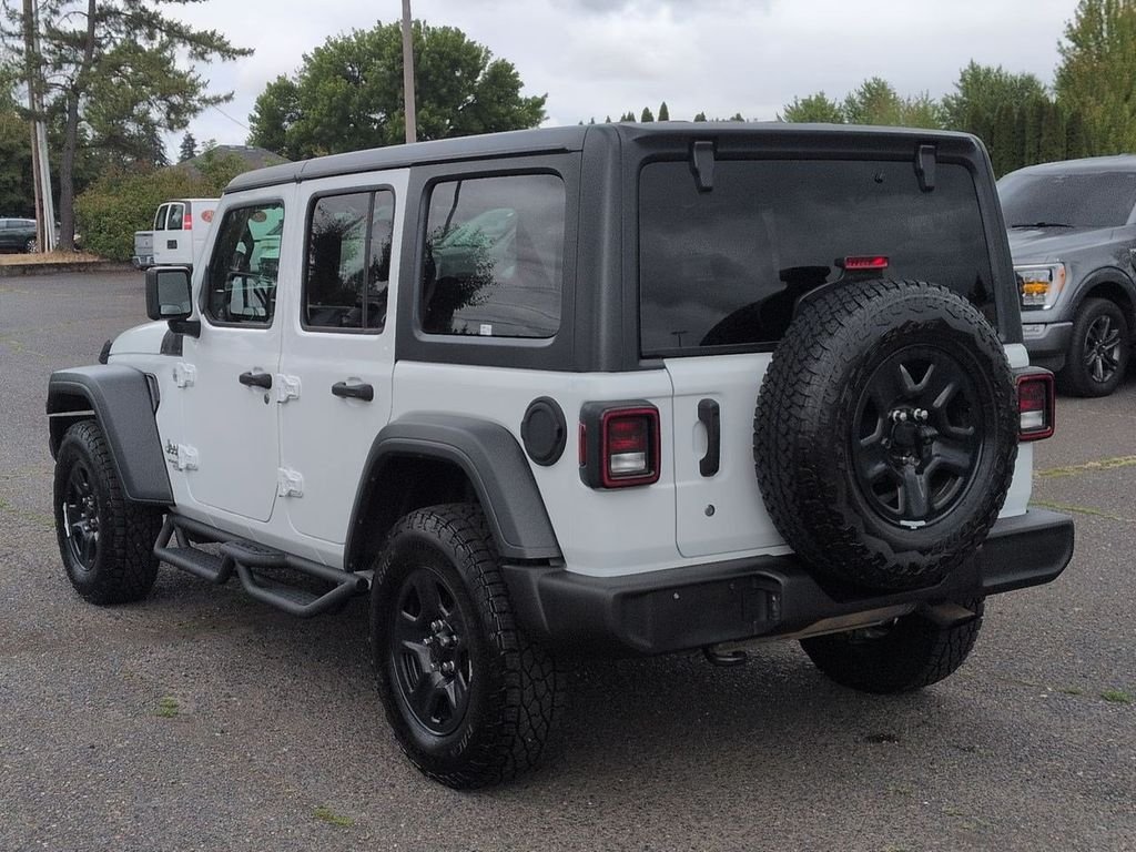 Used 2018 Bright White Clearcoat Jeep Unlimited Sport image 3