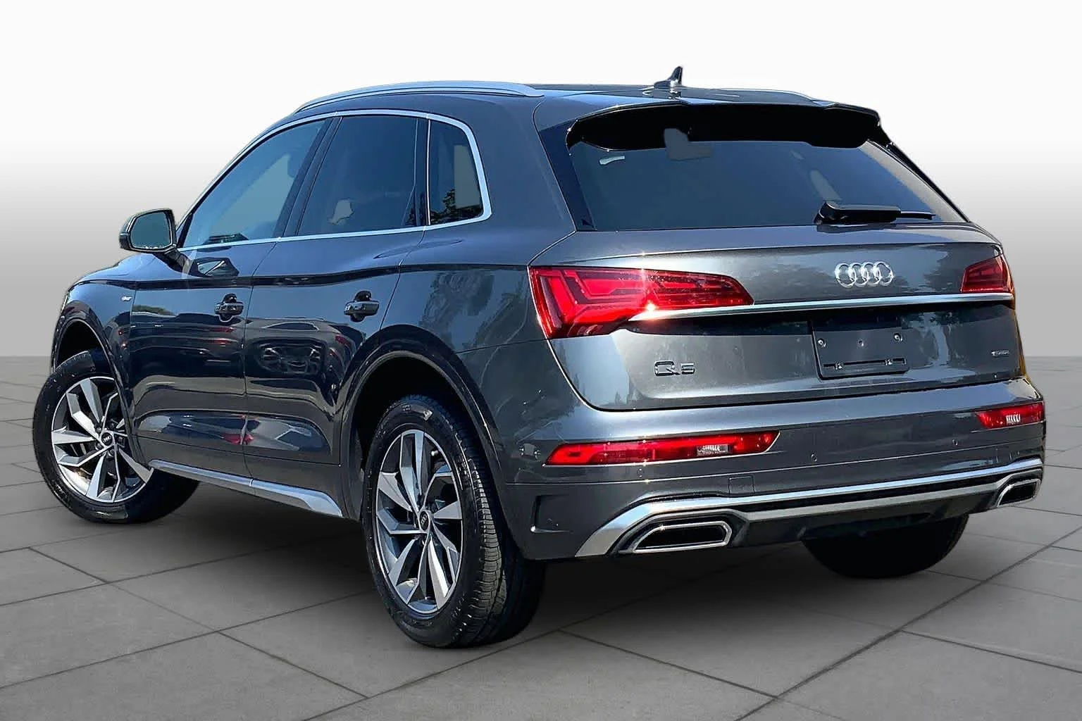 Used 2023 Daytona Gray Pearl Effect Audi S line Premium Plus image 12