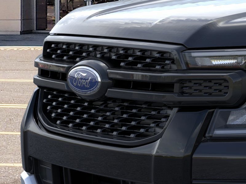 New 2025 Shadow Black Ford XLT image 17