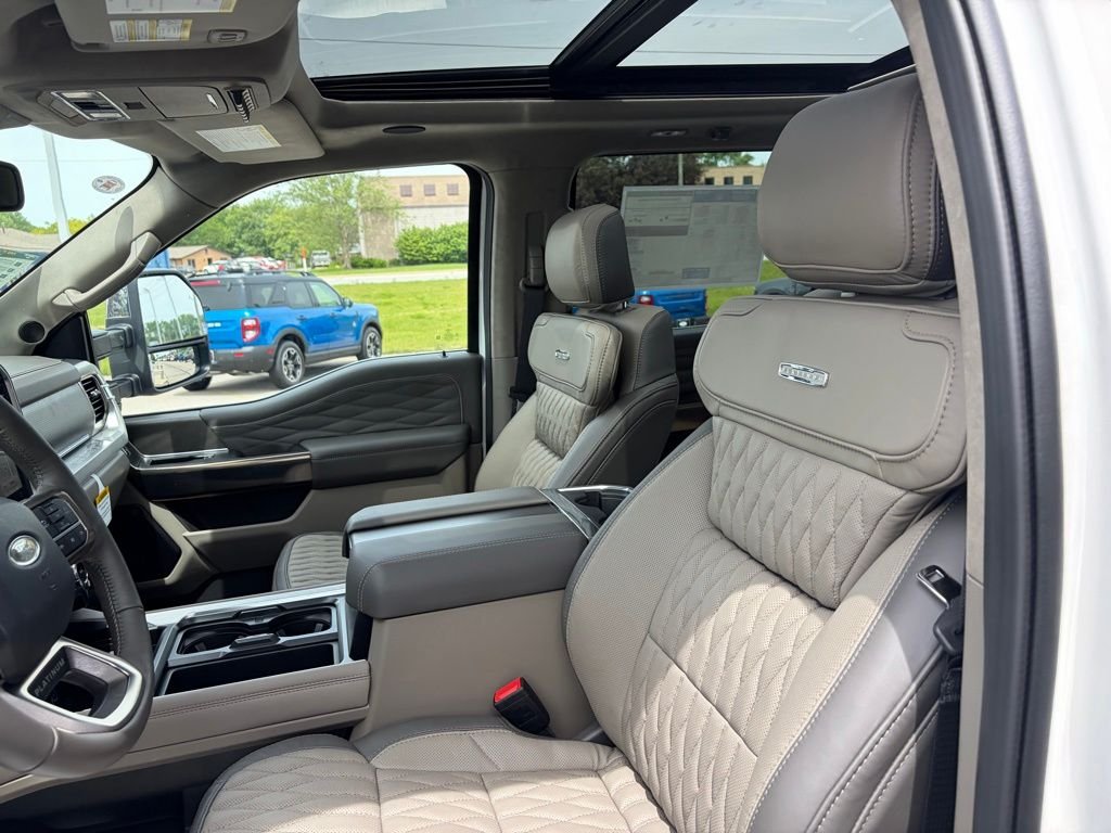 New 2026 White Ford Platinum image 3