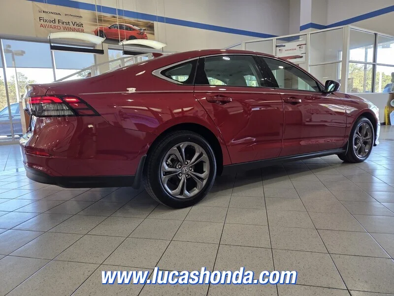 Used 2024 Red Honda EX CVT image 4