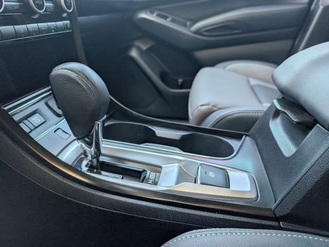 Certified Used 2022 White Subaru Onyx Edition image 18