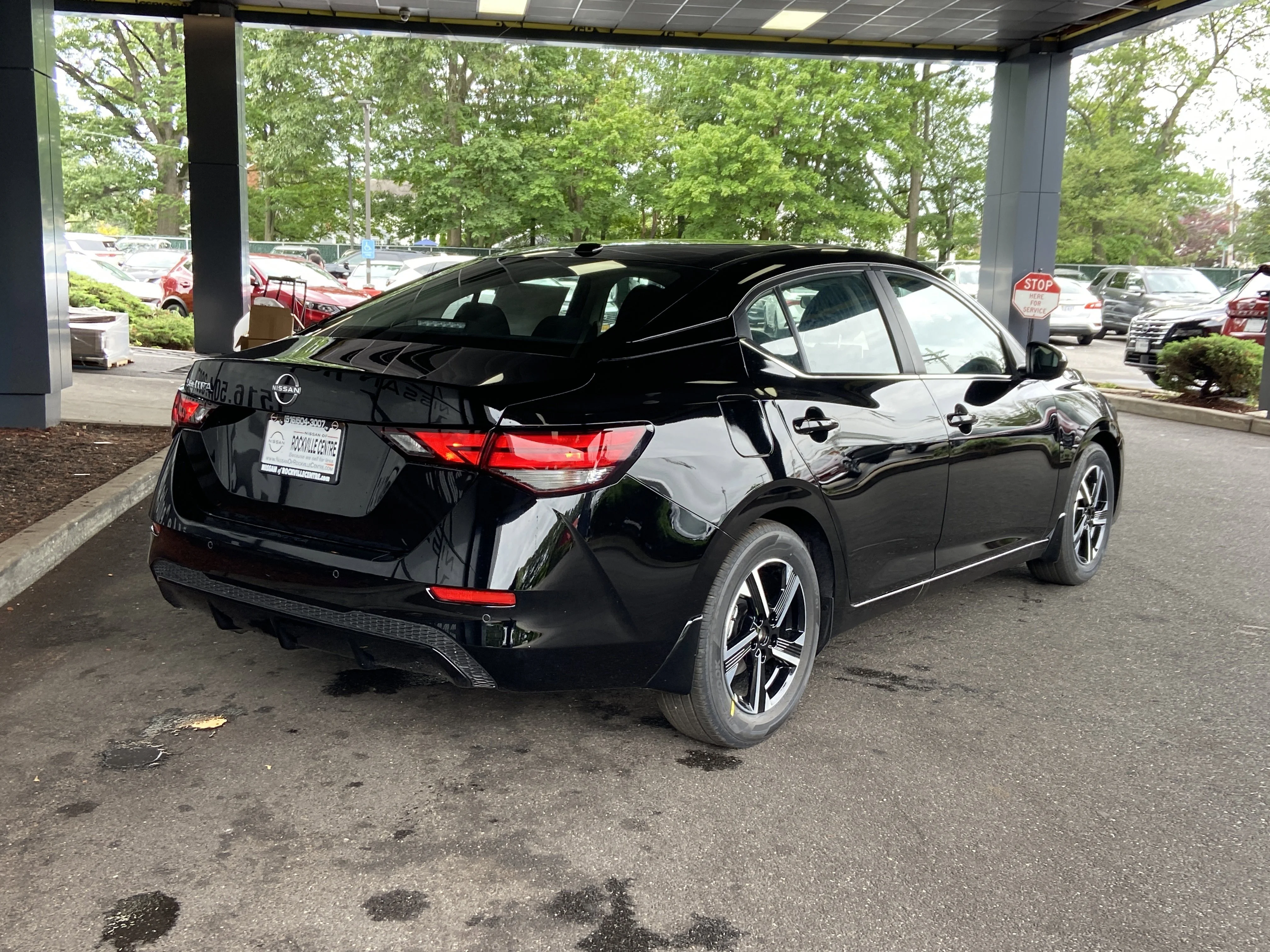 New 2025 Super Black Nissan SV image 4