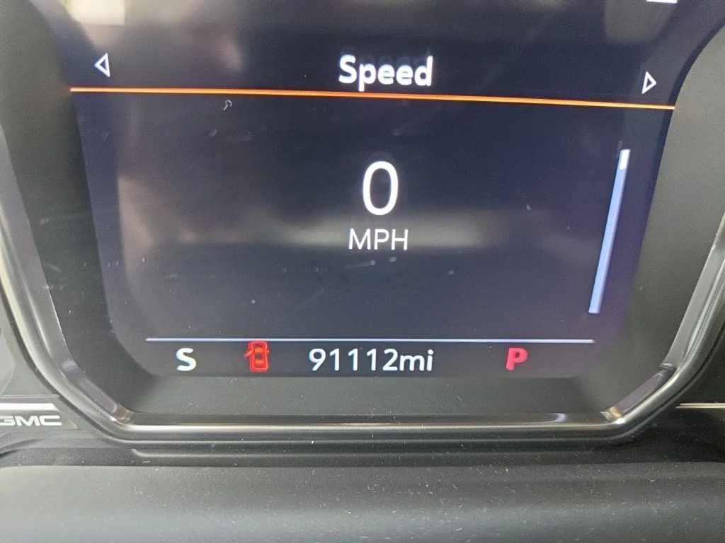 Used 2021 Blue GMC SLE image 9
