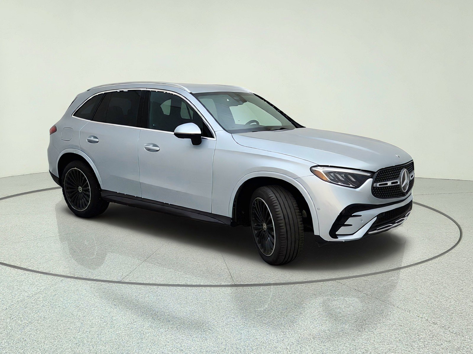 2026 Mercedes-Benz GLC Base - Photo 5