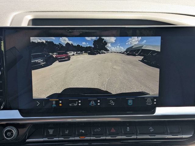 New 2026 Summit White Chevrolet LT image 31