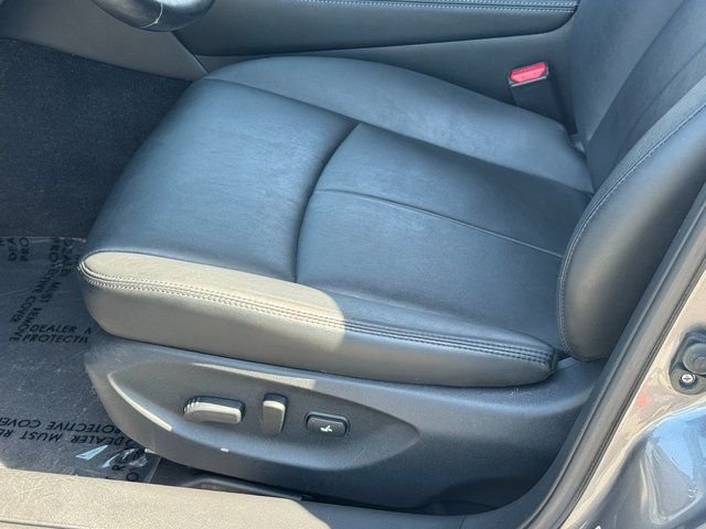 Used 2018 Gray INFINITI 3.0t LUXE image 30