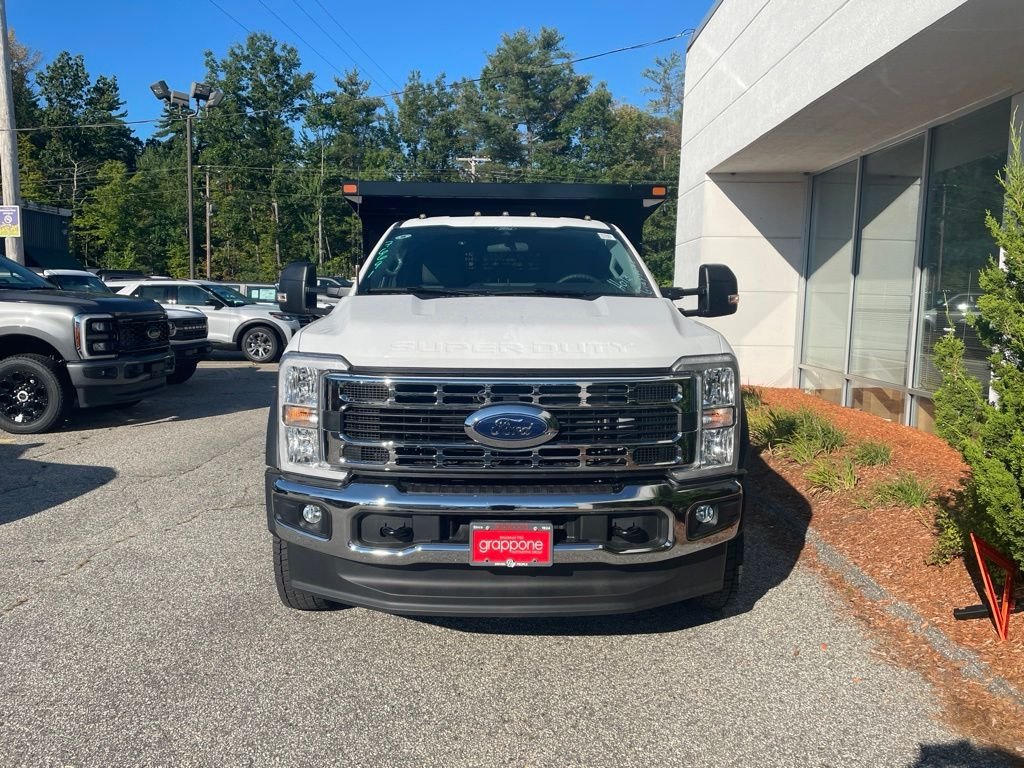 New 2026 Oxford White Ford F-550® XL image 3