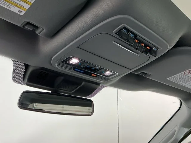 Certified Used 2025 Glacier Gray Metallic Tri-Coat Ford Lariat image 25