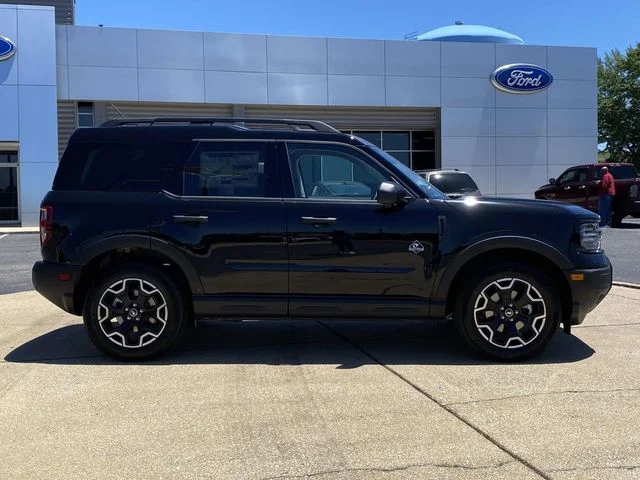 New 2026 Shadow Black Ford Outer Banks image 2