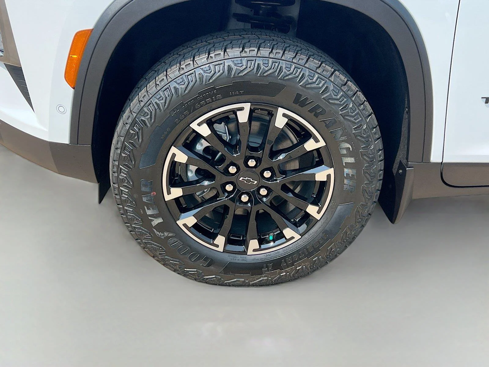 2026 Chevrolet Traverse Z71 - Photo 31
