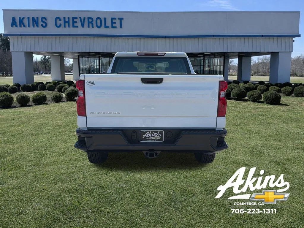 New 2026 Summit White Chevrolet WT image 6