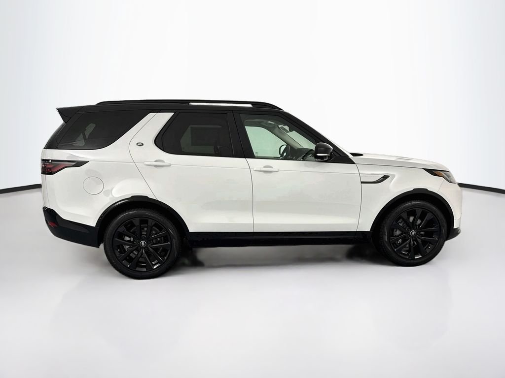 New 2026 Fuji White Land Rover Dynamic SE image 4