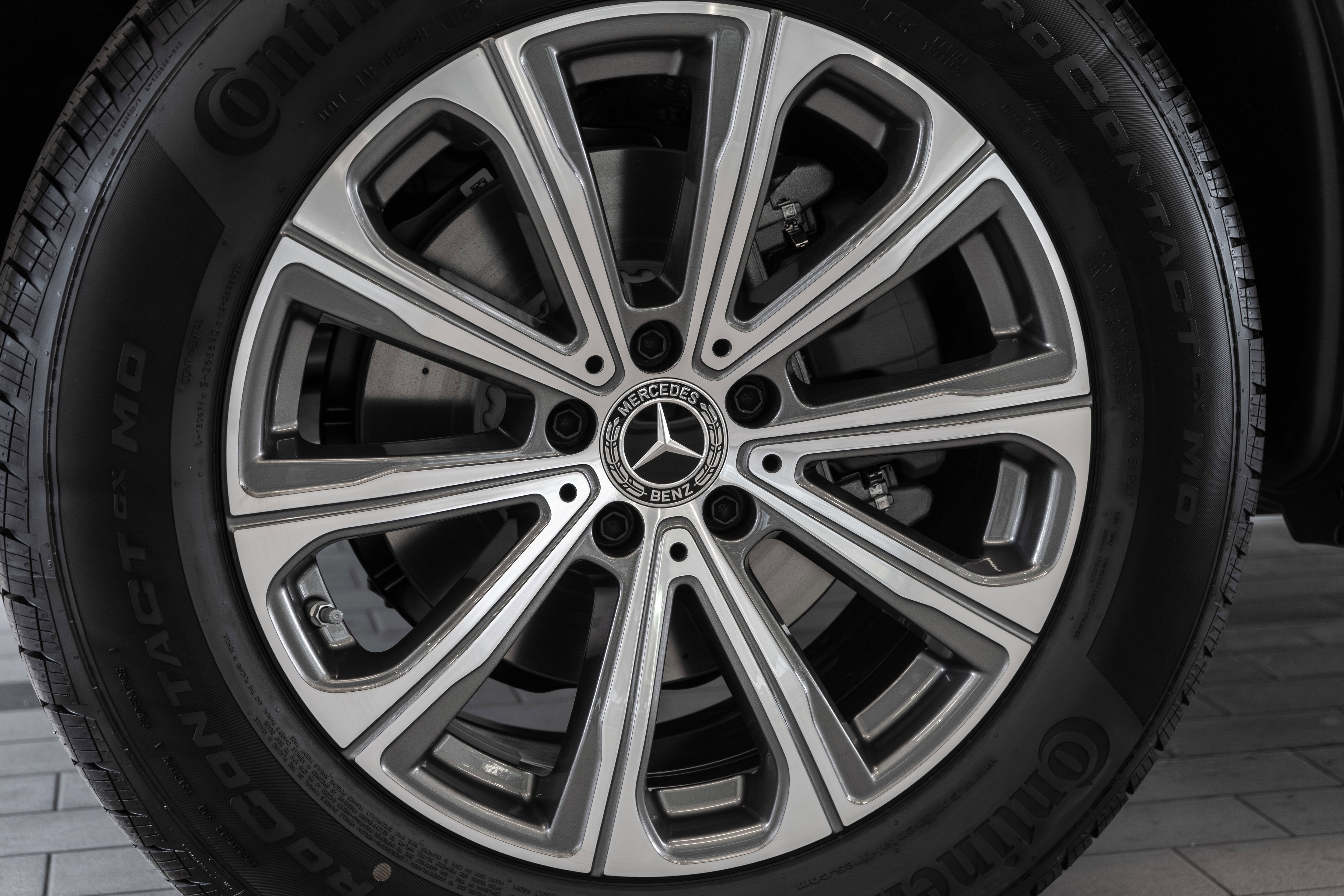 New 2026 Polar White Mercedes-Benz GLC 300 image 67