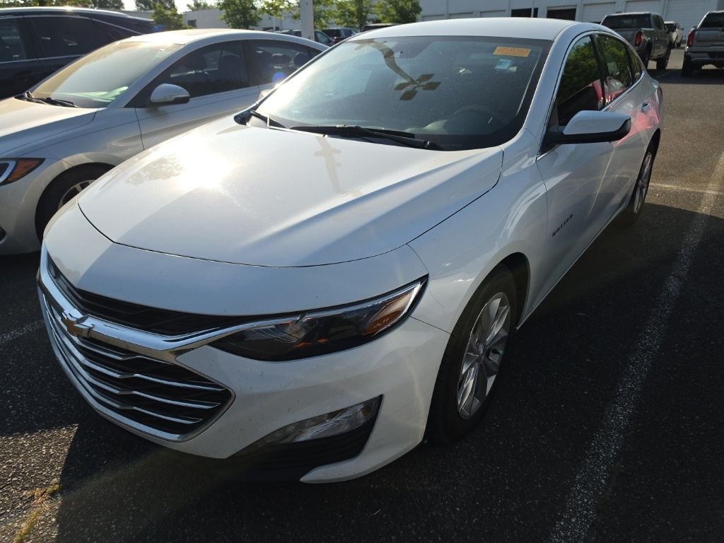 2024 Chevrolet Malibu 1LT's photo