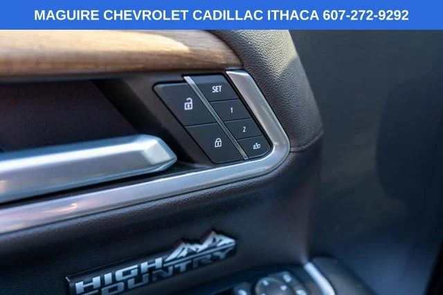 Used 2022 Black Chevrolet High Country image 23