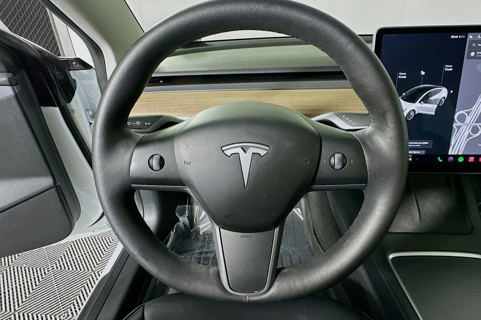 Used 2022 Pearl White Multi-Coat Tesla Long Range image 19