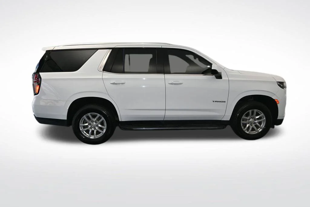 Used 2021 Summit White Chevrolet LT image 46