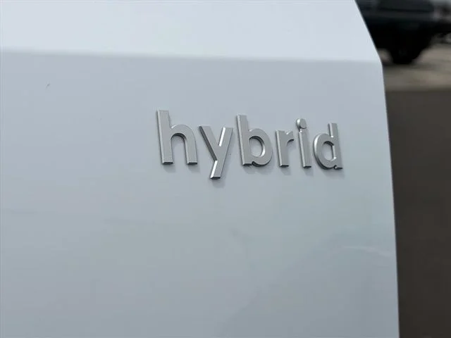 Used 2026 White Hyundai SEL image 22