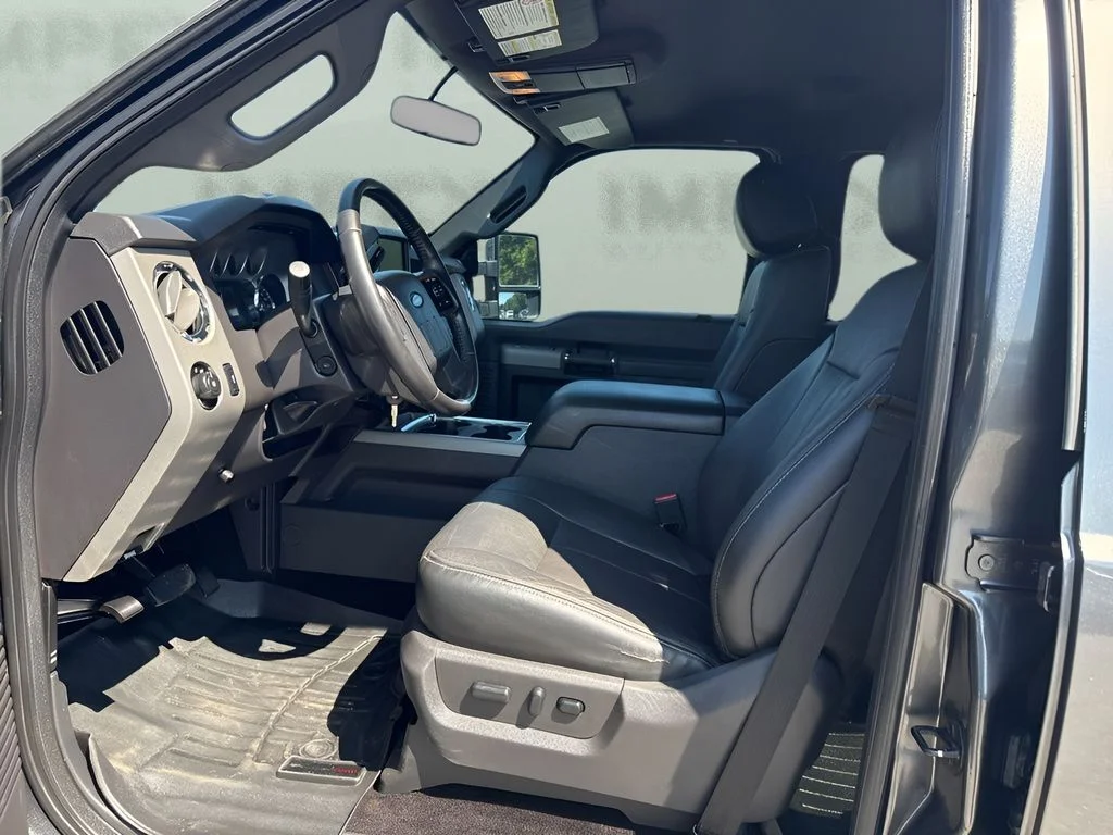 Used 2016 Gray Ford Lariat image 9