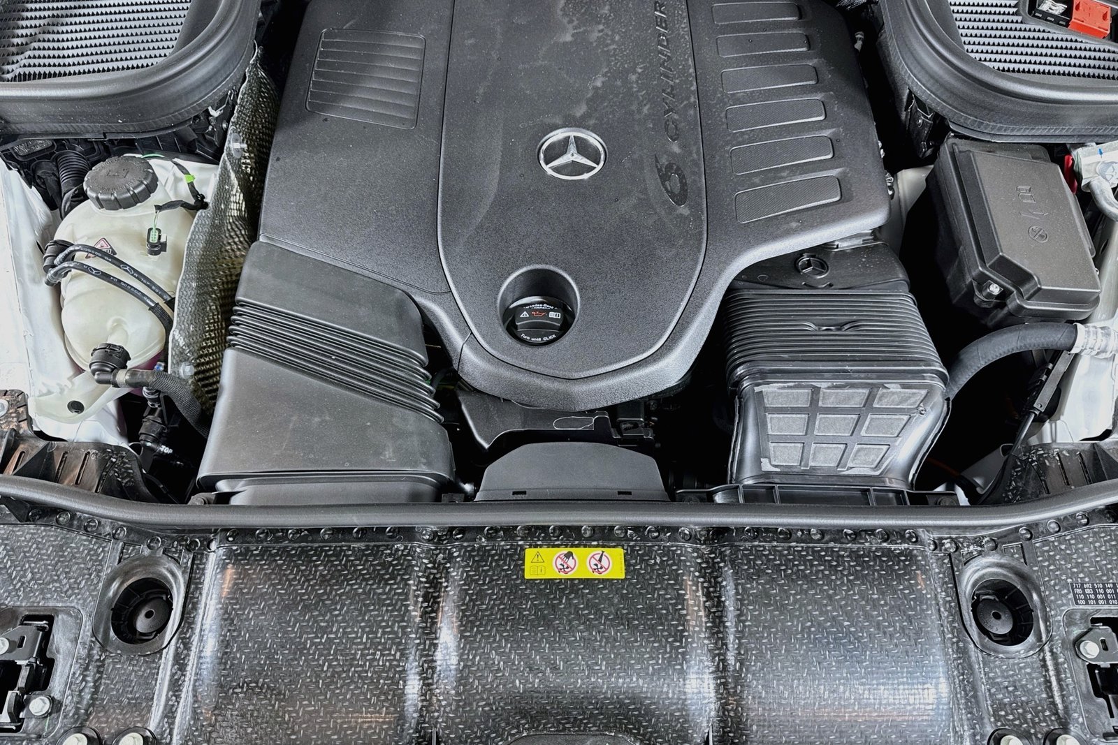 New 2026 Polar White Mercedes-Benz GLE 450 image 28