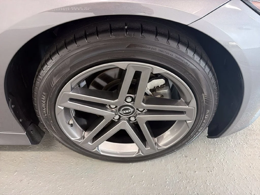 Used 2025 Gray Nissan Sport image 4