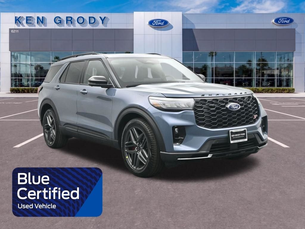 2025 Ford Explorer