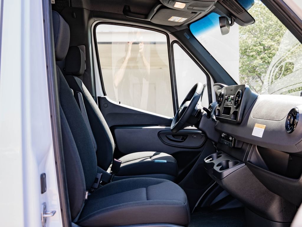 New 2026 Arctic White Mercedes-Benz  image 21