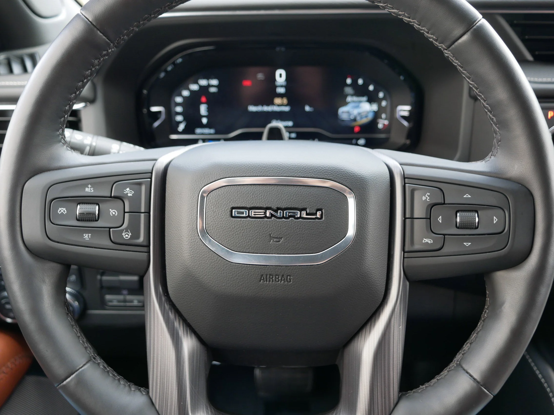 Used 2024 Onyx Black GMC Denali Ultimate image 25
