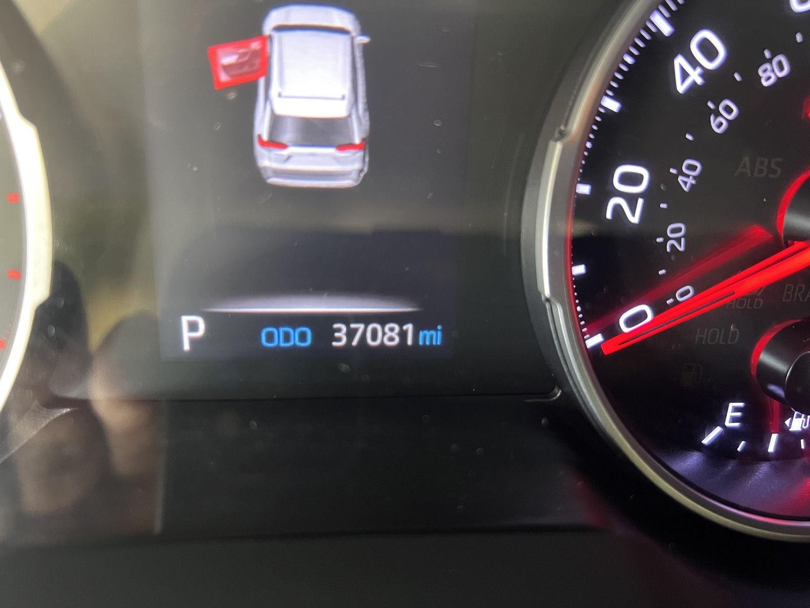 Used 2019 Magnetic Gray Metallic Toyota LE image 18