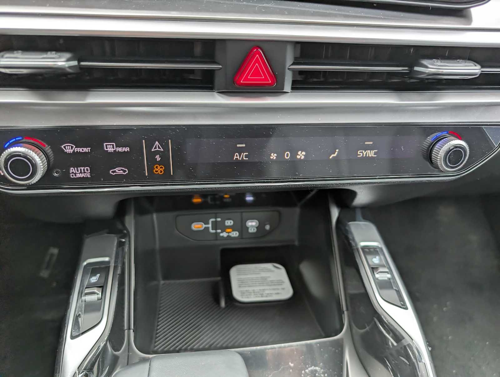 2026 Kia Sorento S - Photo 28