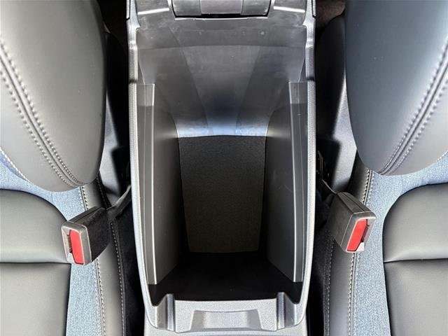 New 2026 Azure Gray Metallic Tri-Coat Ford Outer Banks® image 37
