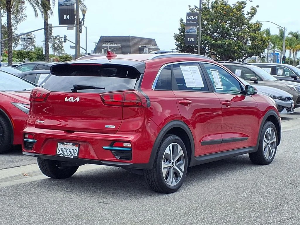 Certified Used 2022 Red Kia S image 5