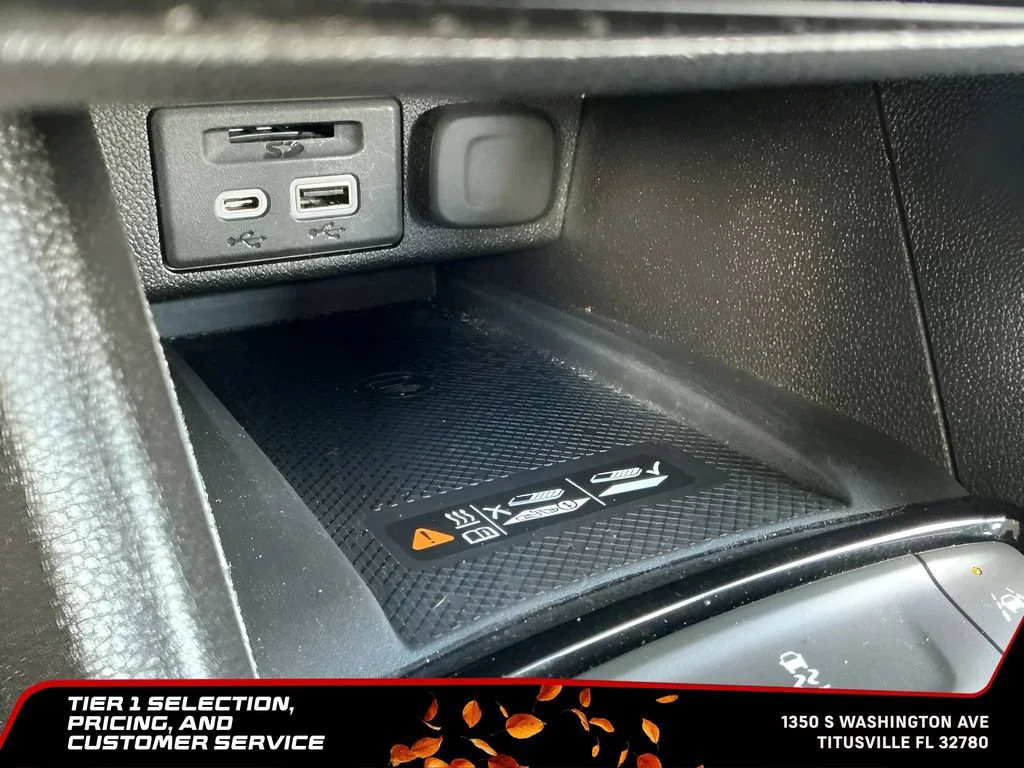 Used 2022 MOSAIC BLACK METALLIC Chevrolet 2LT image 26
