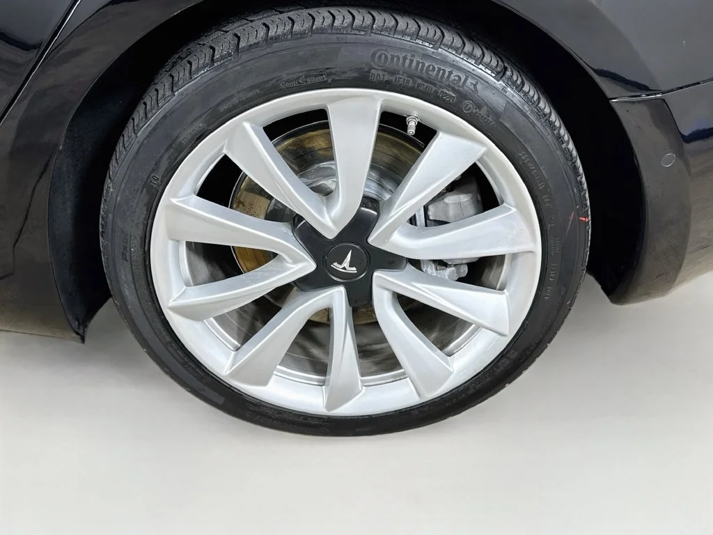 Used 2020 Black Tesla Long Range image 31