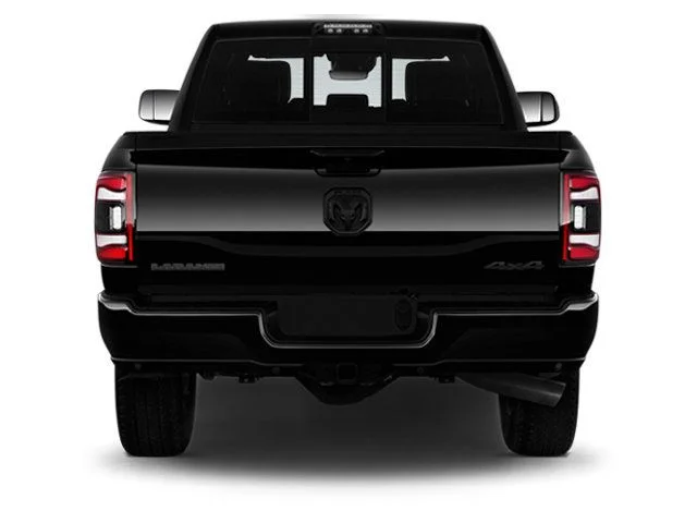 Used 2017 Silver Ram Laramie image 6