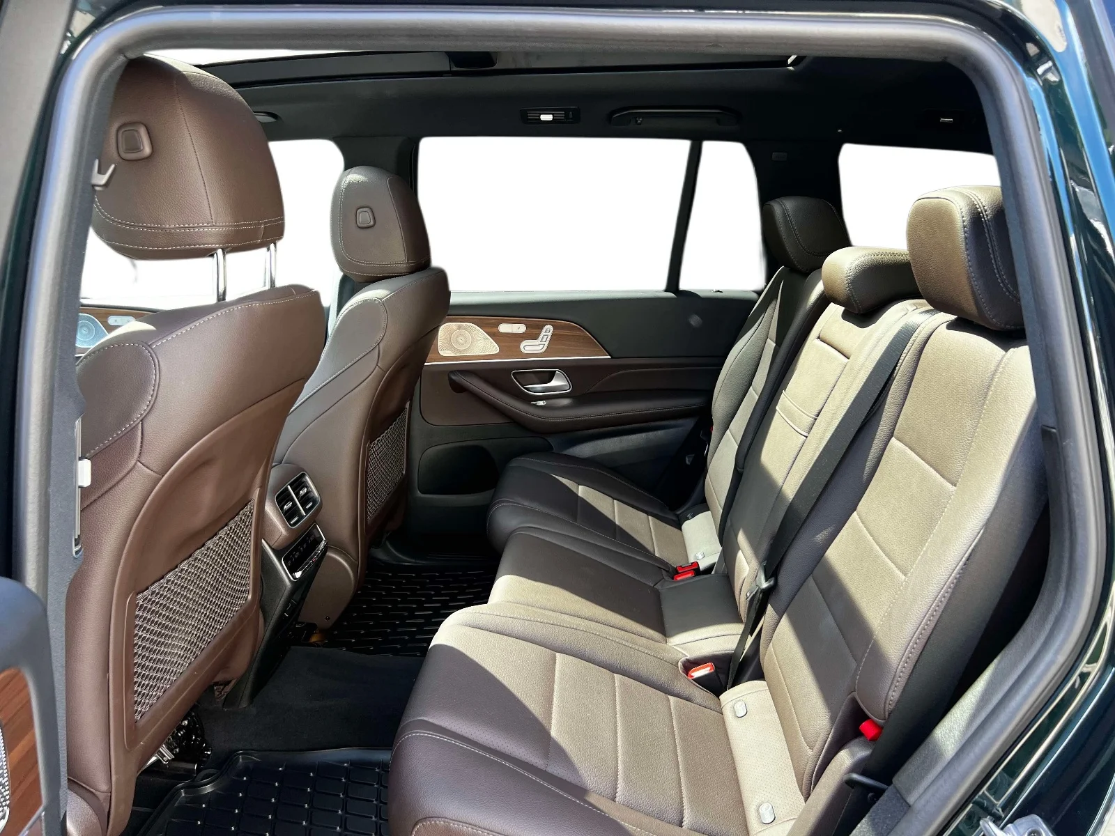 Certified Used 2022 Emerald Green Metallic Mercedes-Benz GLS 450 image 12