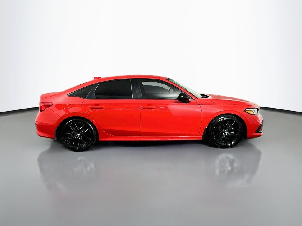 Used 2024  Honda Sport image 9