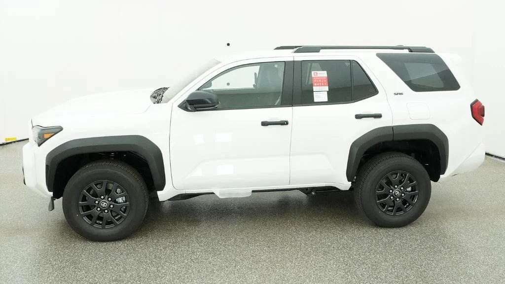 New 2026 Ice Cap Toyota SR5 image 7