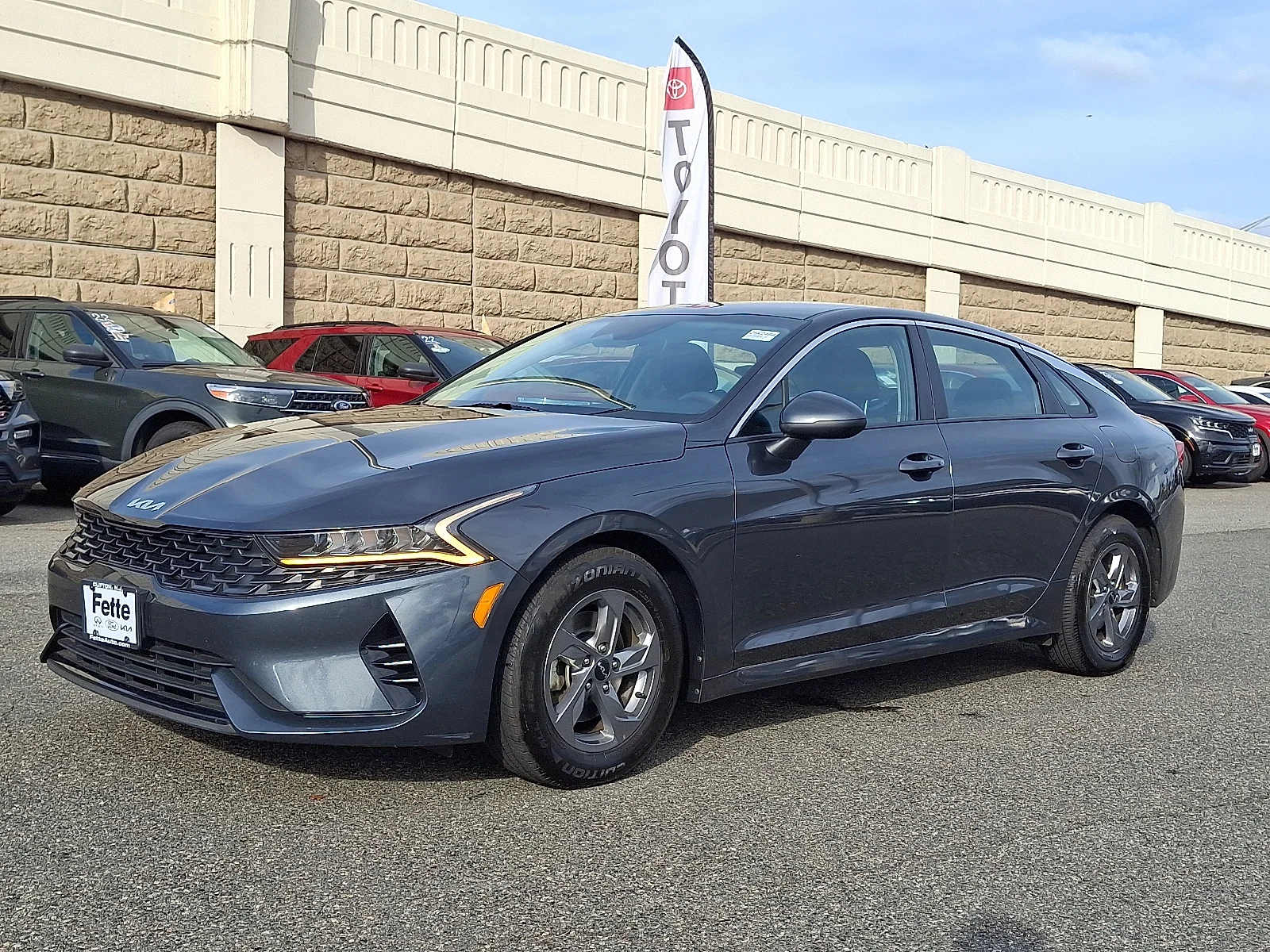 2023 Kia K5