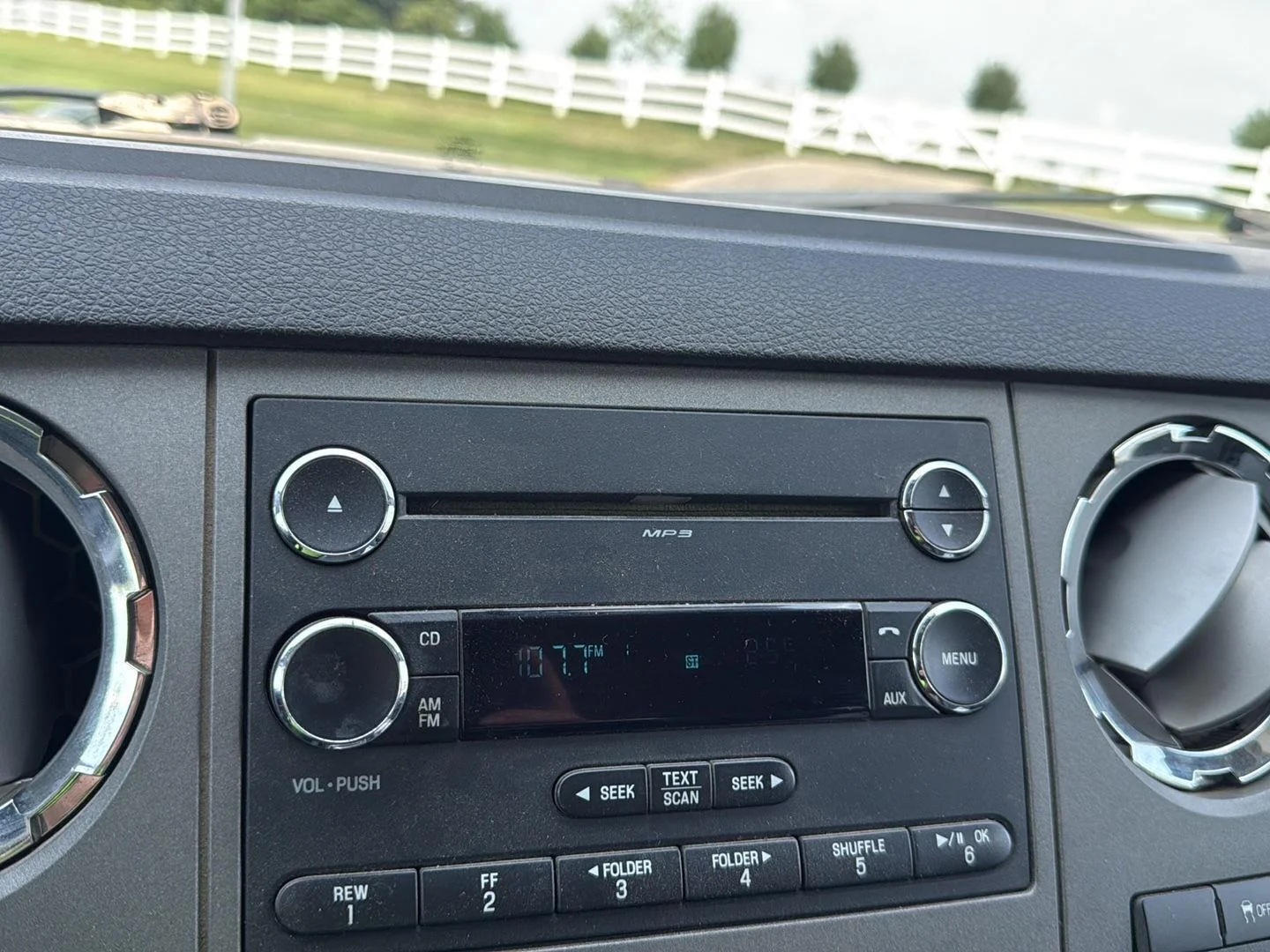 Used 2012 Silver Ford XLT image 11