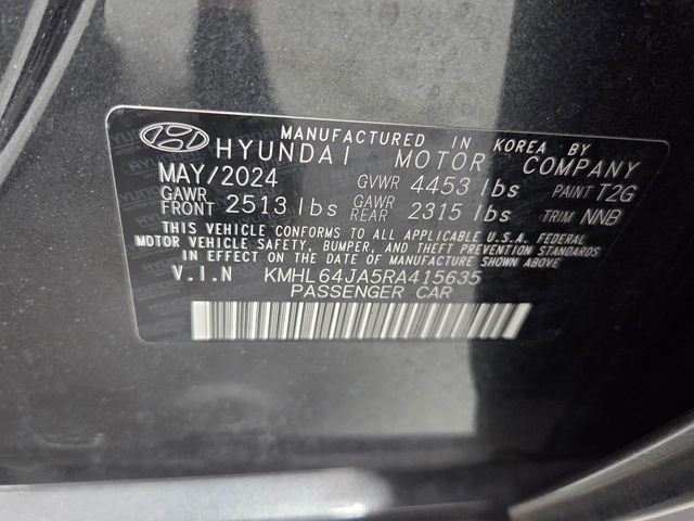 Used 2024 Gray Hyundai SEL image 18