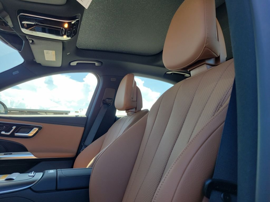 New 2027 MANUFAKTUR Alpine Grey Mercedes-Benz E 450 image 21