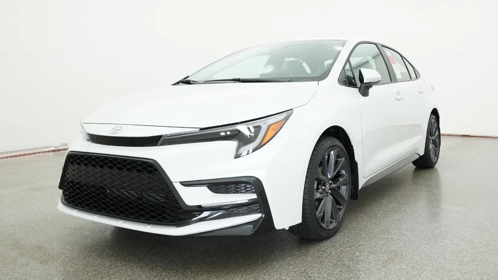 New 2026 Wind Chill Pearl Toyota SE image 7