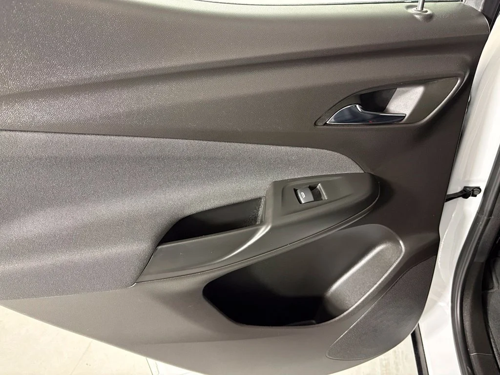 Certified Used 2023 SUMMIT WHITE Chevrolet LT image 36