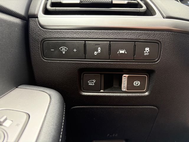 Used 2020 Graphite Hyundai SEL image 18