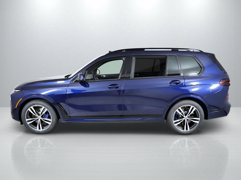 Certified Used 2026 Tanzanite Blue II Metallic BMW xDrive40i image 18