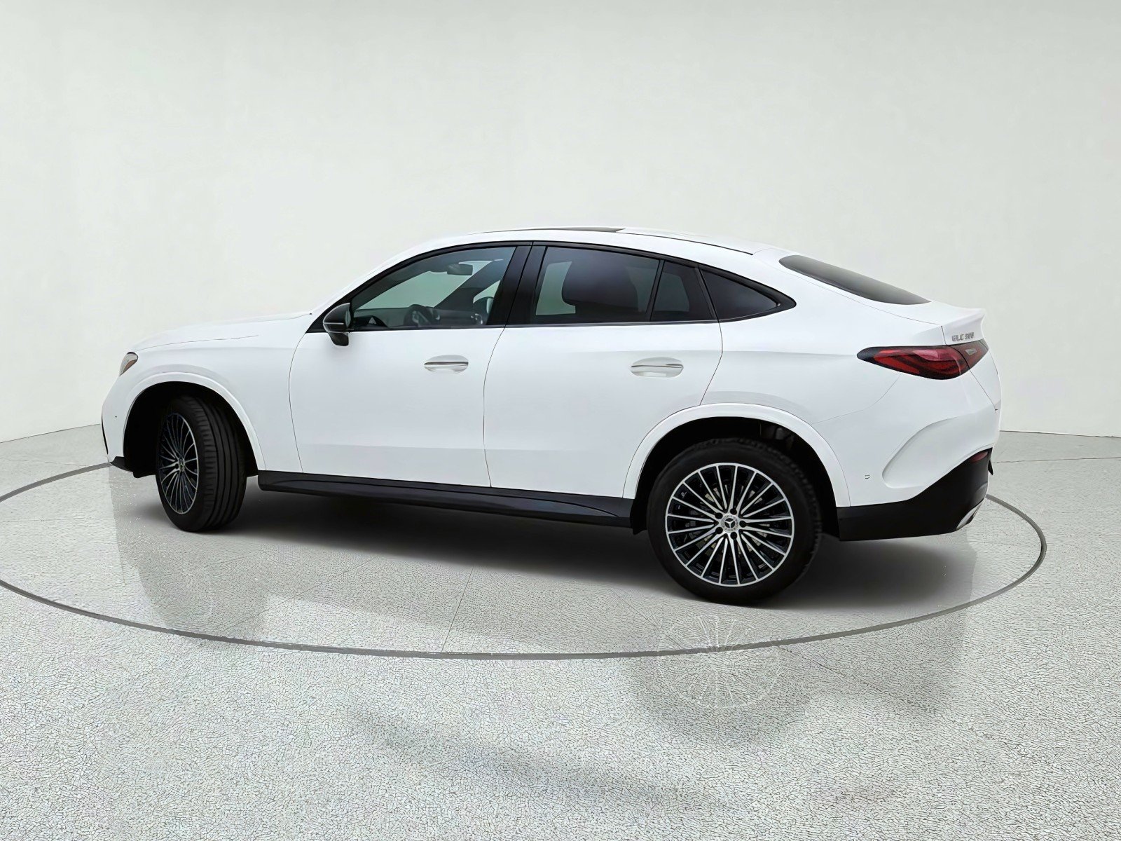 New 2027 Polar White Mercedes-Benz GLC 300 4MATIC® Coupe image 13