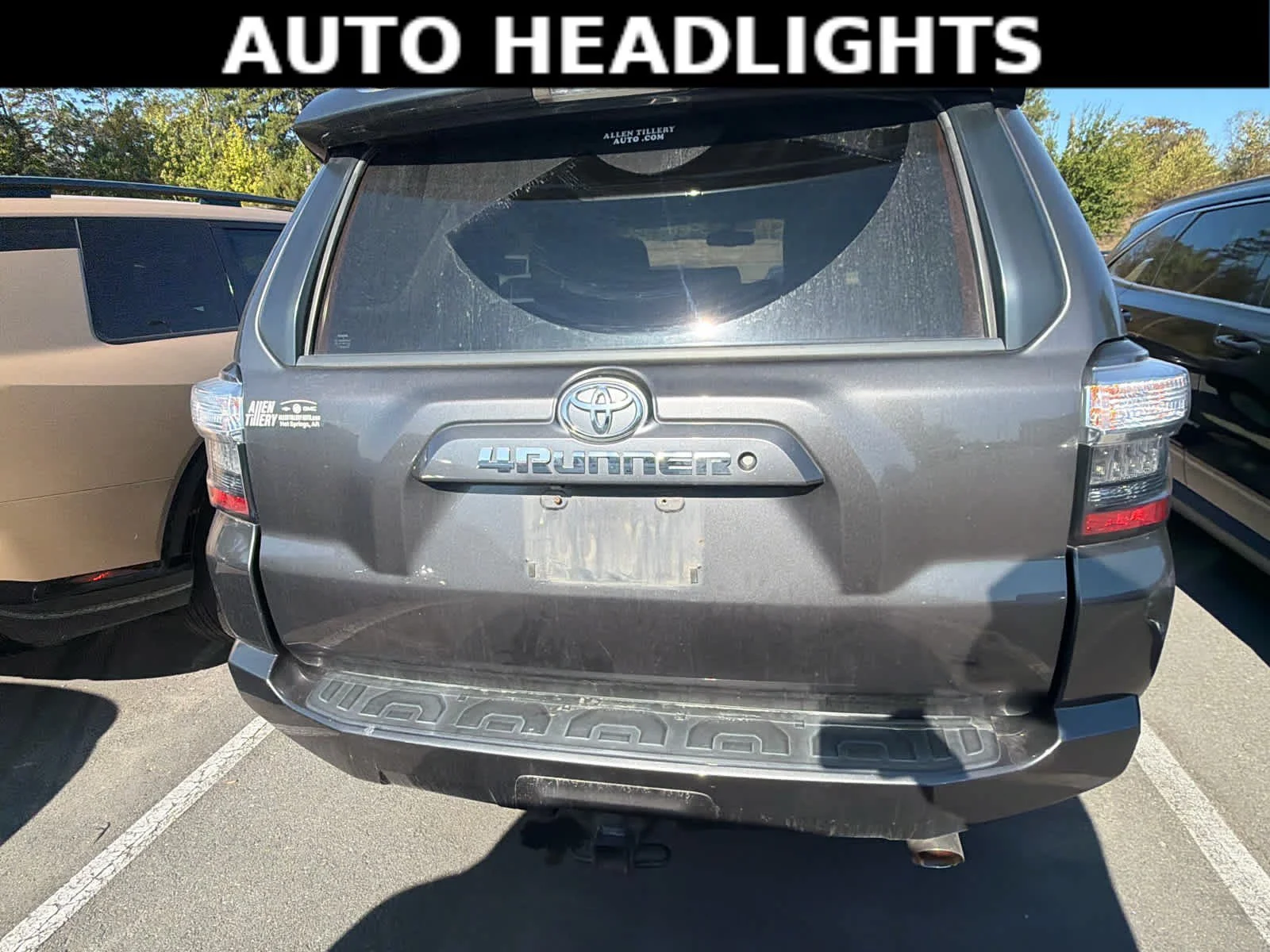 Used 2018 Magnetic Gray Metallic Toyota SR5 Premium image 5